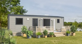 Mietunterkunft - Mobilheim Corail 3 Schlafzimmer  Überdachte Terrasse Klimaanlage Tv Spüllmachine Nespresso Montag - Camping Le Soleil Fruité