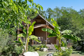 Mietunterkunft - Zelt Lodge  / 3 Zimmer / Überdachte Terrasse - Camping Le Soleil Fruité