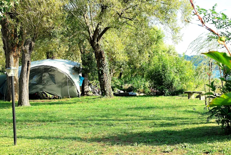 Pitch View Blue Lake View - Caravan