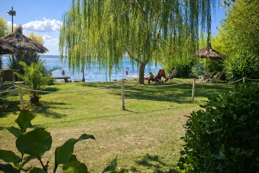 Emplacement - Emplacement View Blue - Caravane Ou Tente - INTERNATIONAL GLAMPING LAGO DI BRACCIANO