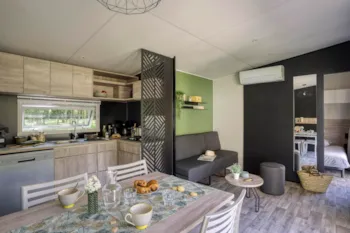 Mietunterkunft - Cottage Sancy 2 Zimmer Premium - Camping Sandaya La Ribeyre