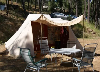 Piazzola Tente >100 M² Con Allacciamento Elettrico