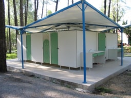 Kampeerplaats(en) - Plaats Nature Tent 80M² Met Elektriciteit - Camping Paradis Le Ruou
