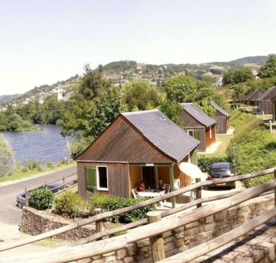 Chalet 32m² / 2 bedrooms + covered ter (TV + WLAN) adapted for people with reduced mobility