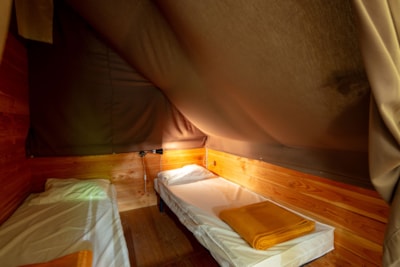 Tent Lodge Amazone 22m² on piles - without toilet blocks