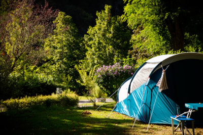Comfort Pitch + 1 car + tent, caravan or camping-car