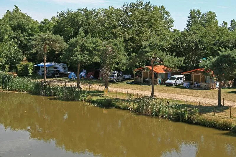 Chalet Du Lac Eden 25M² - 2 Chambres + Terrasse Couverte 12M²