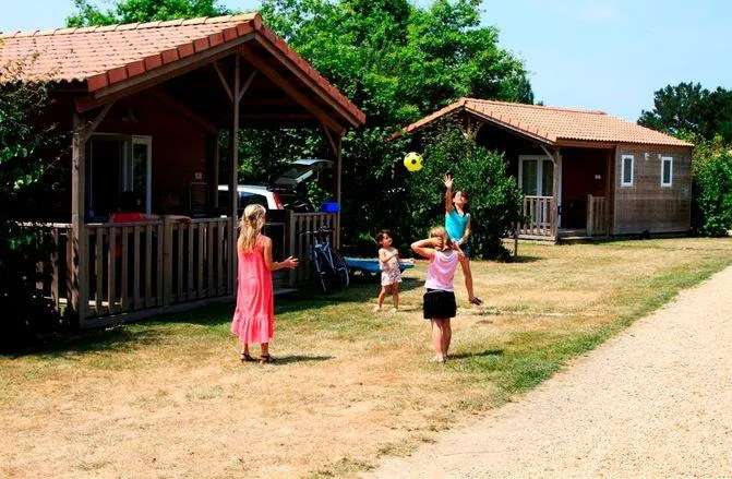 Chalet  Prestige Premium  24M² -  2 Chambres + Terrasse Couverte 14M²