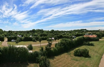 Comfort Package (1 tent, caravan or motorhome / 1 car / electricity 12A)
