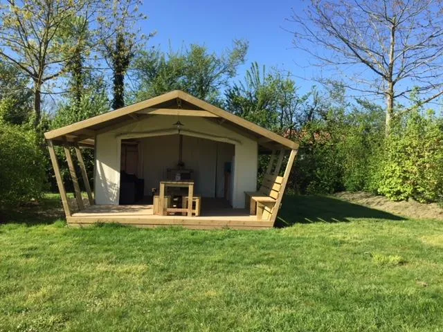 Tente Vendéenne Eden 21M² - 2 Chambres Terrasse Couverte 9M² - Sans Sanitaires