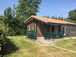 Location - Chalet Jardin Pmr (Personne À Mobilité Réduite) Eden 33M² - 2 Chambres + Terrasse Couverte 9M² - Camping Paradis La Bretonnière