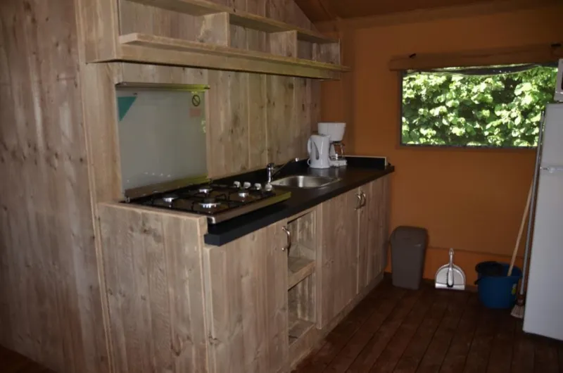 Tente Safari Premium 35M2 Meublé - 2 Chambres + Avec Sanitaire + Terrasse Couverte 15M2