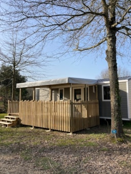 Mietunterkunft - Mobil Du Pré Premium 30M² - 2 Zimmer / 2 Badezimmer + Überdachte Terrasse 18M² - Camping Paradis La Bretonnière