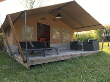Location - Tente Wood Premium 30M² - 2 Chambres Terrasse Couverte 10M² - Sans Sanitaires - Camping Paradis La Bretonnière