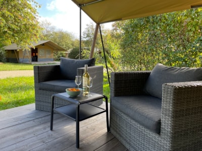 Wood PREMIUM Tent, 30 m² - 2 bedrooms, 10 m² covered patio - no bathroom facilities