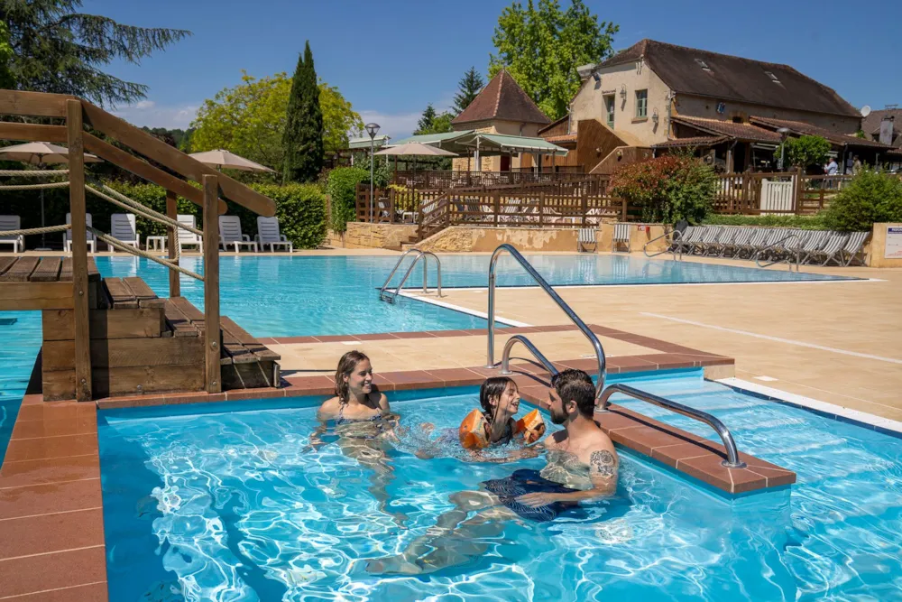 ROMANEE Grottes de Roffy - image n°2 - Camping Direct