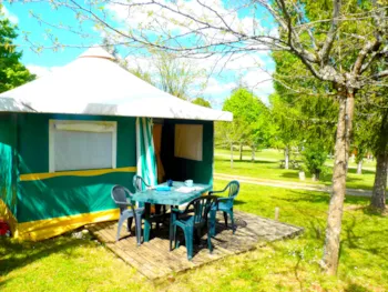 Mietunterkunft - Wirtschaftliches Zelt Aus Segeltuch / 2 Zimmer - Terrasse - Camping Quercy Vacances ****