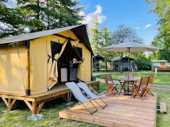 Mietunterkunft - Safari Lodge / 2 Schlafzimmer - Terrasse - Camping Quercy Vacances ****
