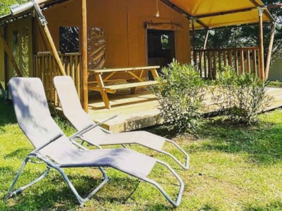 Taiga Lodge / 2 rooms / with sanitary facilities - terrace on stilts