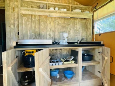 Taiga Lodge / 2 rooms / with sanitary facilities - terrace on stilts