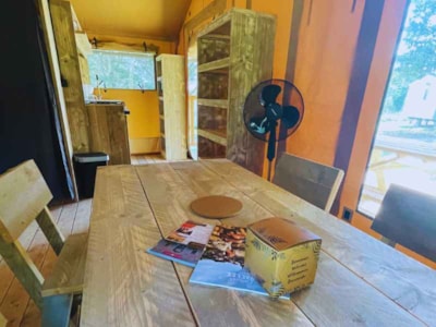 Taiga Lodge / 2 rooms / with sanitary facilities - terrace on stilts
