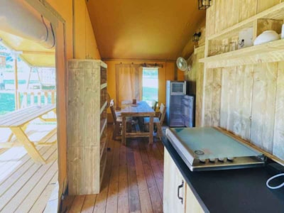 Taiga Lodge / 2 rooms / with sanitary facilities - terrace on stilts