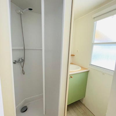 Mobil Home / 2 bedrooms - sheltered terrace