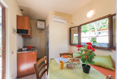Bungalow max 2 pax — 2