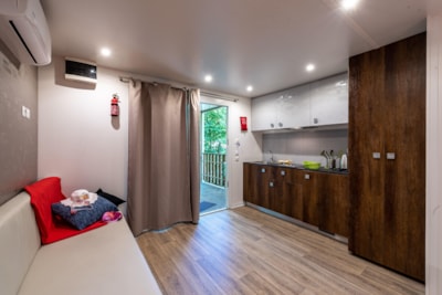 Bedroom Pearl Suite — 3