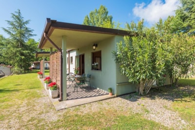 Bungalow max 4 pax — 8