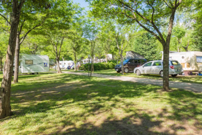 Large Pitch for Camping-car (2 persons included) — 9