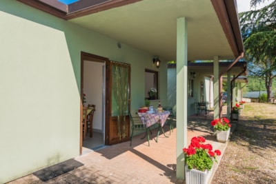 Bungalow max 2 pax — 4