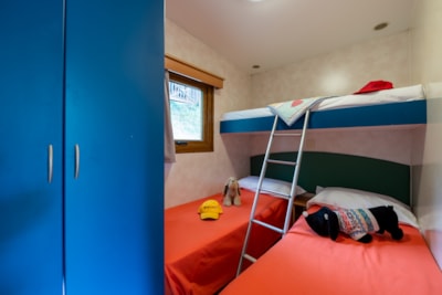 Mobile Home Woody