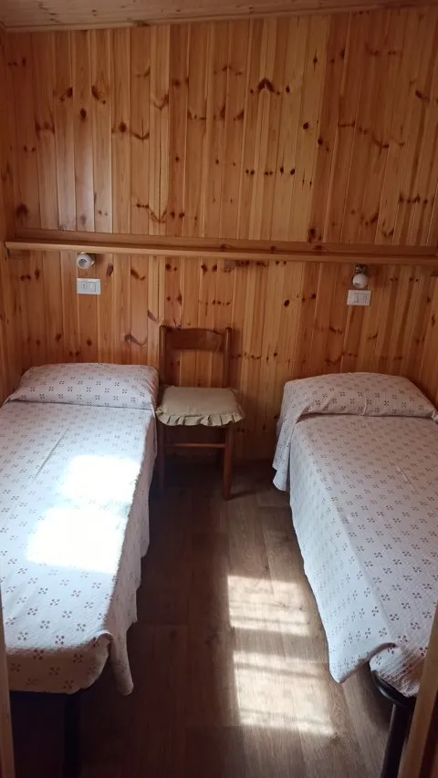 Chalet Avec Deux Chambres Doubles Séparées