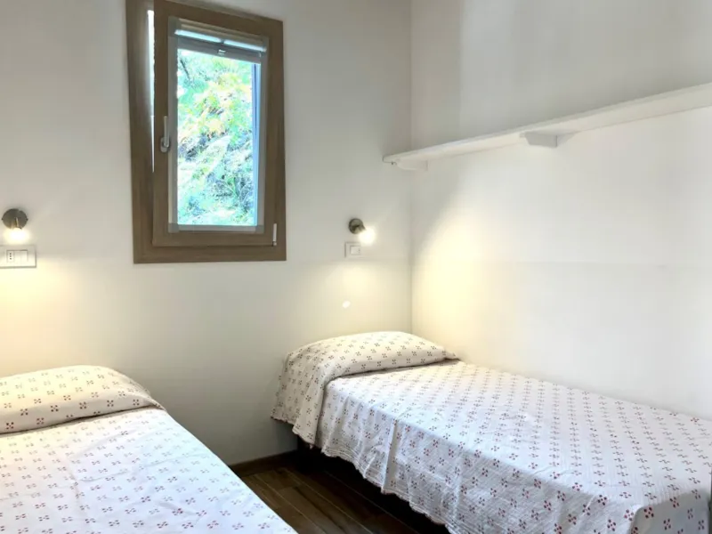 Bungalow 5 Pax Avec 2 Chambres Et Climatisation Besafe