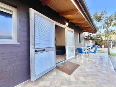 Superior bungalows without architectural barriers — 1