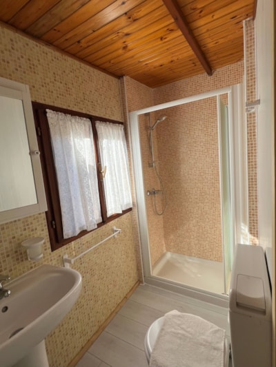 Chalet with two separated bedroom for 4 pax — 3