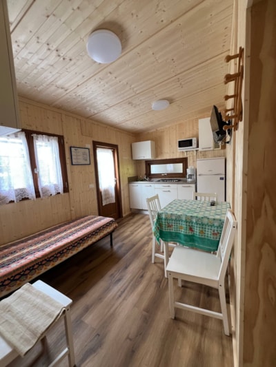 Chalet with two connecting double bedrooms — 7