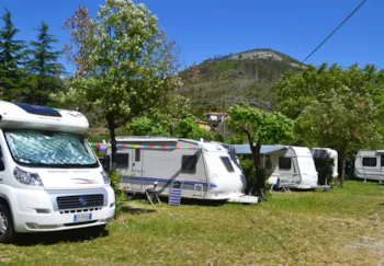 Stellplatz - Zeltplatz Caravan (Max 7.00X6.00M) - Villaggio Camping Valdeiva