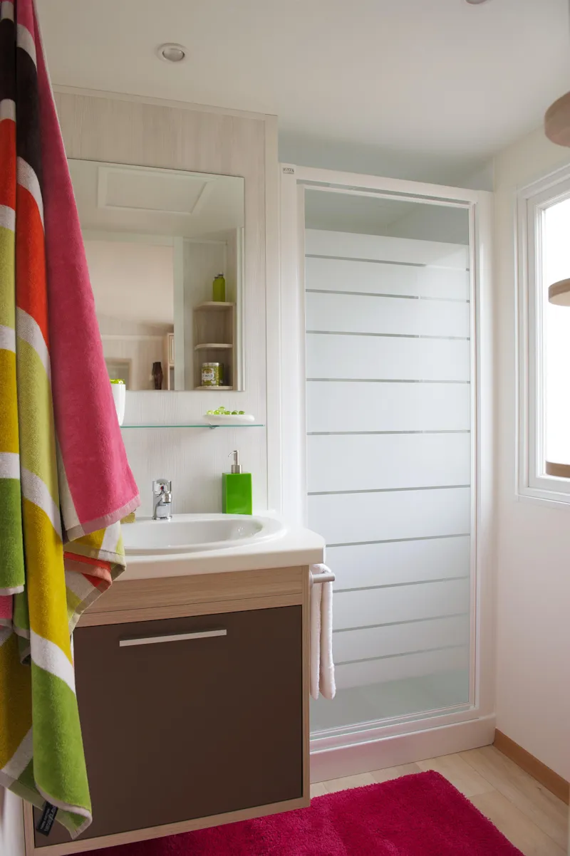 Mobil-Home Standard 32M² (3 Chambres) + Terrasse 10M² + Tv