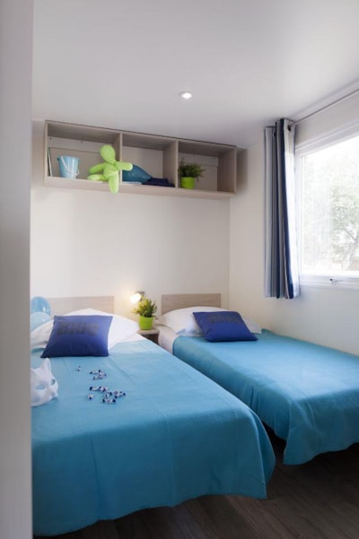 Mobile home Standard 25m² (2 bedrooms) + terrace 6m² - 10m² + TV — 6