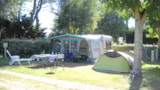 Forfait Confort (1 Tente, Caravane Ou Camping-Car / 1 Voiture / Électricité 10A) Forfait Confort (1 Tente, Caravane Ou Camping-Car / 1 Voiture / Électricité 10A)