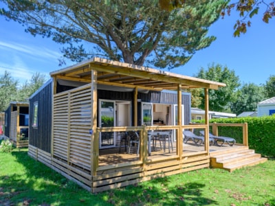 Homeflower premium 29m² (2 bedrooms) + CLIM + half-covered terrace + TV + sheets + towels — 2
