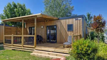 Accommodation - Homeflower Premium 29M² (2 Bedrooms) + Clim + Half-Covered Terrace + Tv + Sheets + Towels - Flower Camping Cap Finistère