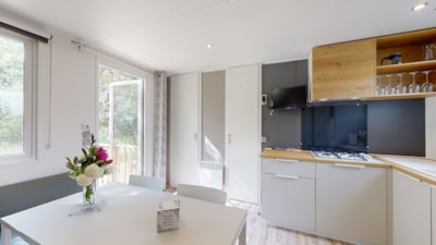 Sunêlia Confort Evasion 2 bedrooms 1 bathroom + wooden terrace 12.5m² - New 2019 — 2