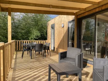 Mietunterkunft - Sunêlia Luxe Twin 10 Personen – 5 Schlafzimmer - Camping Sunêlia L'Orangerie de Lanniron