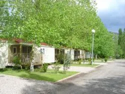 Mobil Home Montana Classique 32 M² 2 Chambres, Terrasse À La Semaine