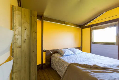 Location - Lodge Havana  27M² 2 Chambres 2020 - image n°5 - Camping Ile de la Comtesse