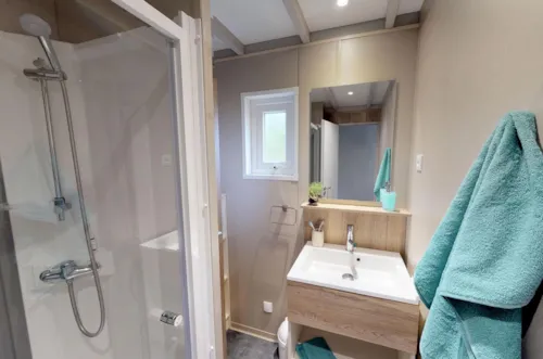 Location - Chalet Chalutier 2 Chambres 31M² 2018 - image n°3 - Camping Ile de la Comtesse