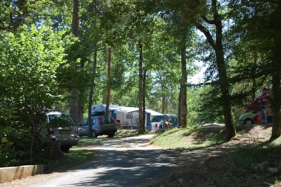 Pitch: car + tent/caravan or camping-car
